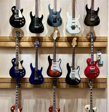 Thu Mua Đàn Guitar Điện. 0707522522