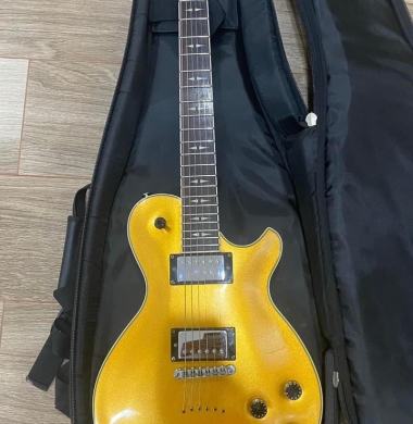 Thu Mua Guitar Điện Quận 3. 0707522522