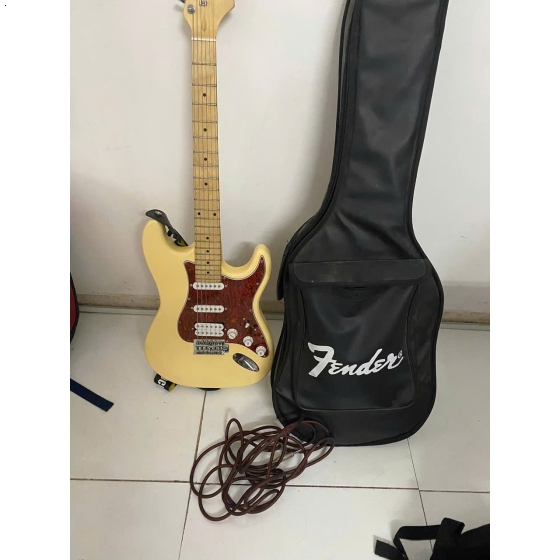 Thu Mua Đàn Guitar Quận 1. 