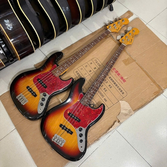 Thu mua guitar điện . 0707522522